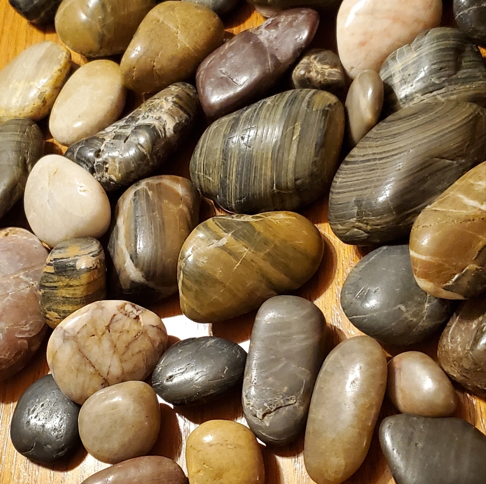 Natural Decorative Polished Rocks - Picture 5 of 5